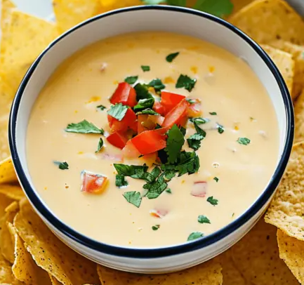 Queso dip n chips